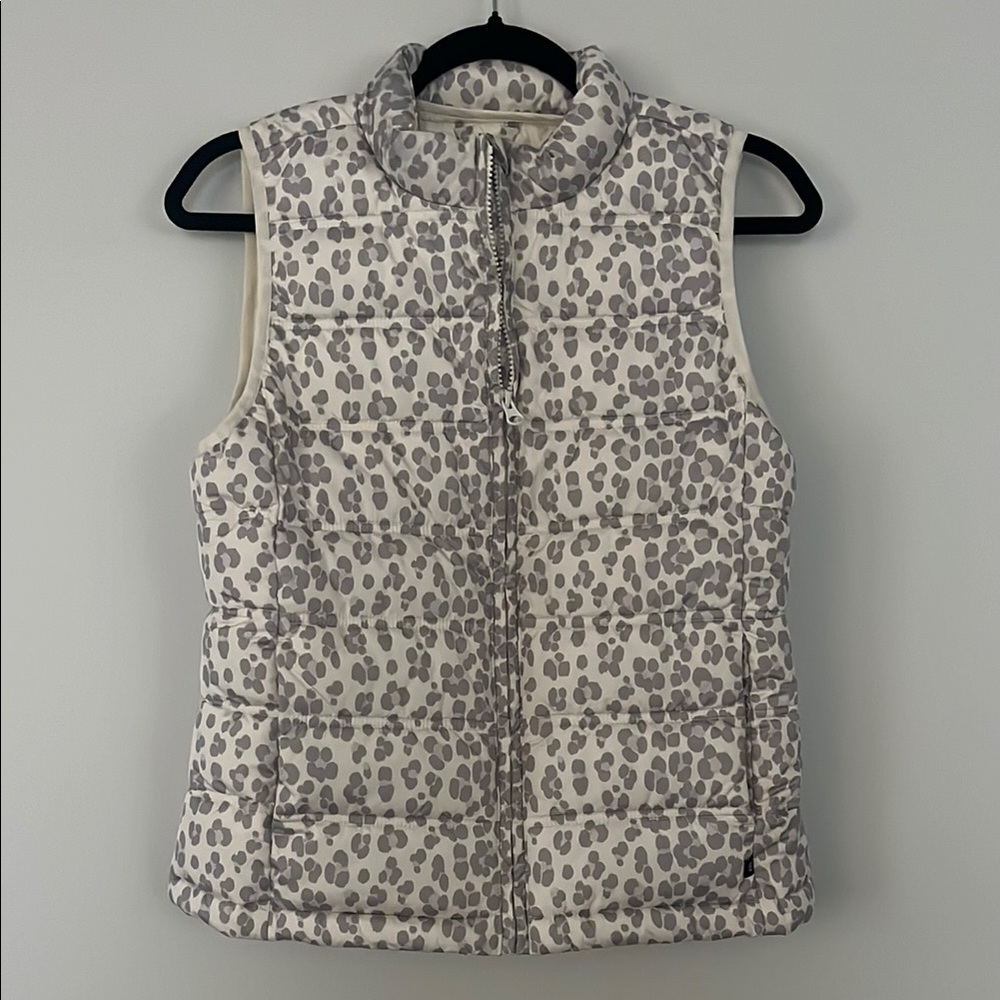 GAP | Stylish Leopard Print Puffer Vest